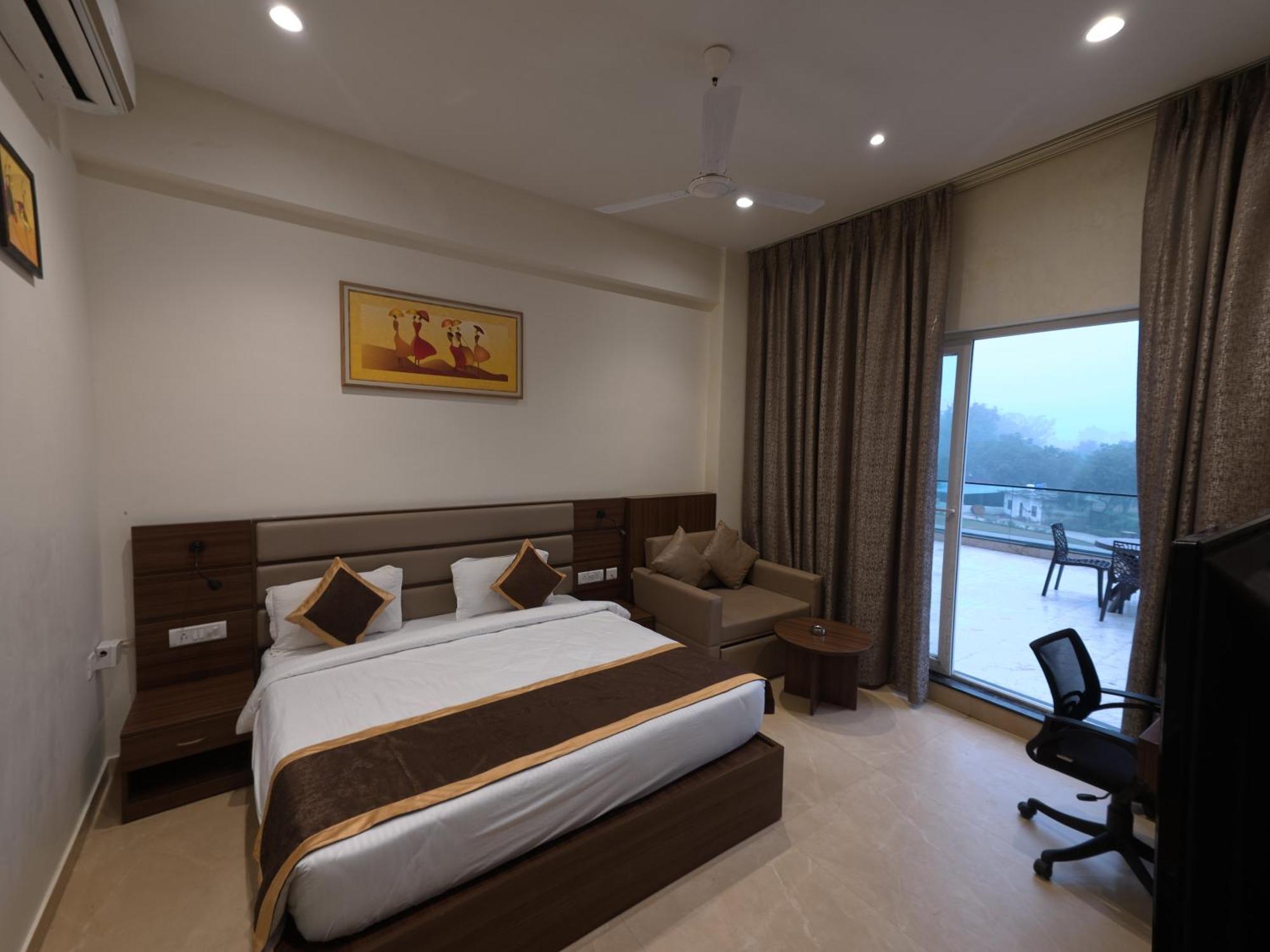 Neelam Orchid Kanpur Exterior foto